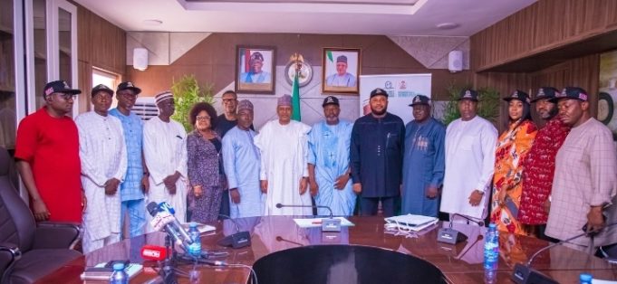 FG Backs Documentary To Chronicle Nigeria’s 25 Years Of Democracy