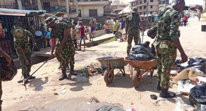 Nigerian Army Takes Sanitation Drive To Onitsha Communities