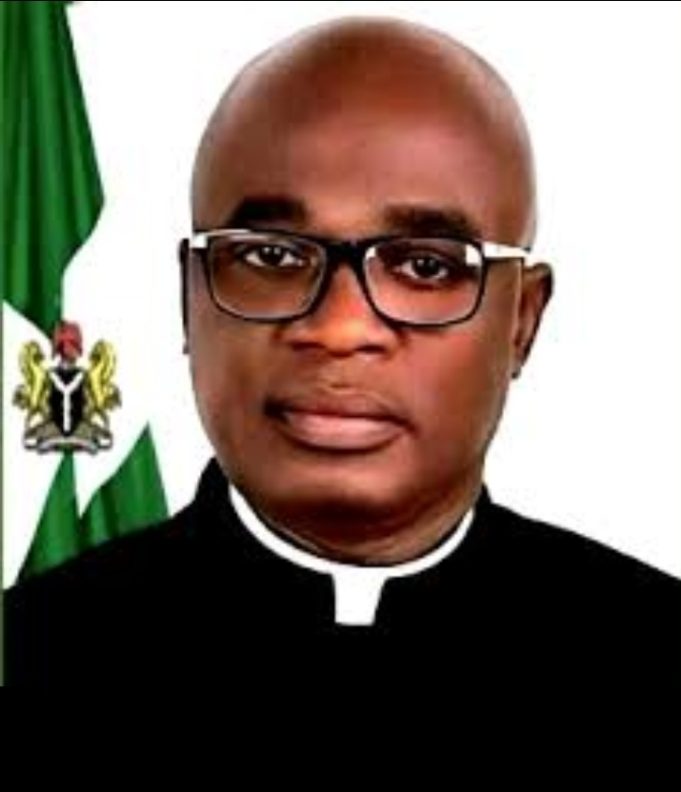 Benue Governor Pledges Safety for NYSC Members, Urges Peaceful Integration