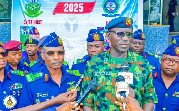 NAF Veterans’ Parley: CAS Pays Tribute To Courage, Sacrifice Of Retired Airmen