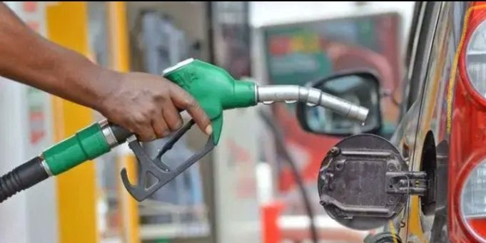 Pump Price Of Petrol May Exceed ₦1,000, Marketers Warn After New Import Duty Approval