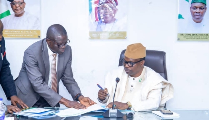 FG, Peek Vision Seal Digital Eye-Health Pact To Tackle Silent Vision Crisis