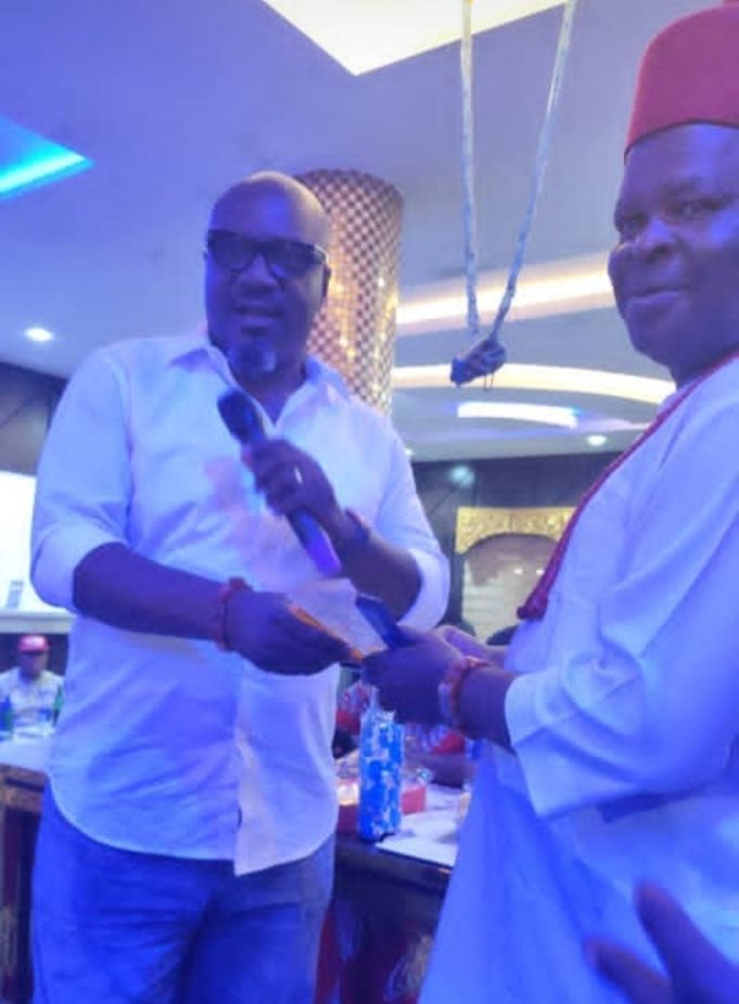 Onitsha South APGA Appreciates Members For Excellence