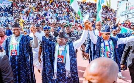 Taraba Governor’s Defection Signals Fresh Political Realignment As APC Welcomes Kefas In Jalingo