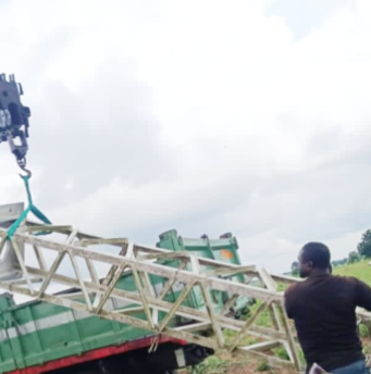 TCN Moves To Restore Kainji-Birnin Kebbi 330kV Line As Emergency Tower Arrives